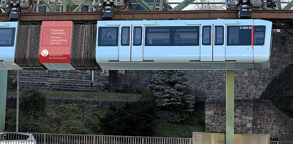 Wuppertaler Schwebebahn erhält den Stadtmarketingpreis